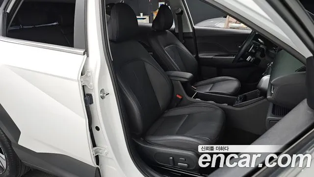 Hyundai Kona SX2 — Фото автомобиля 16