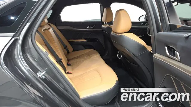 Kia K5 Signature — Фото автомобиля 9
