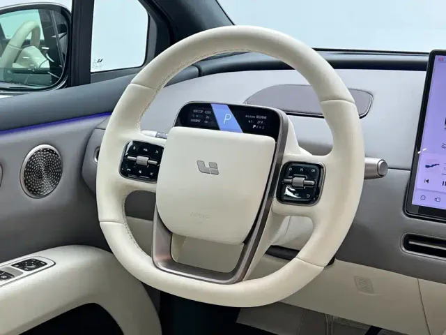 Li Auto i6 — Фото автомобиля 24