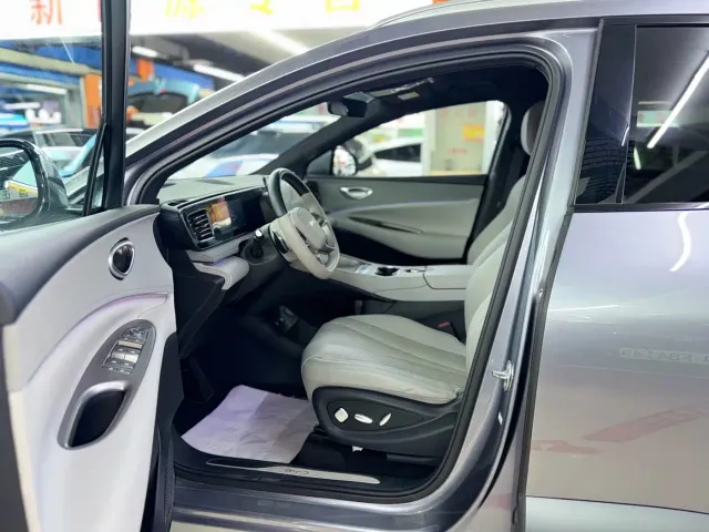 BYD Sealion 06 — Фото автомобиля 7