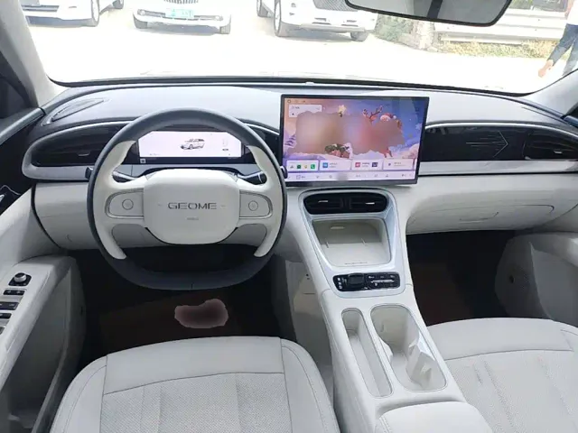 Geely Starry Wish — Фото автомобиля 9