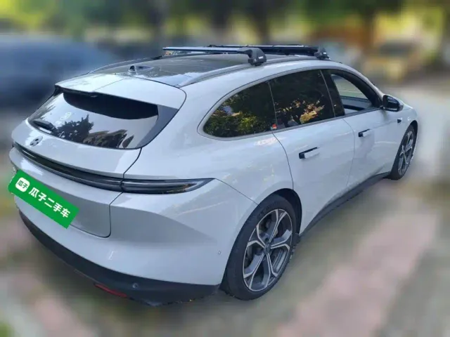 Nio ET5 Touring — Фото автомобиля 4