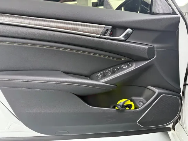 Honda Accord — Фото автомобиля 4