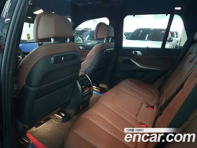BMW X5 — Фото автомобиля 9