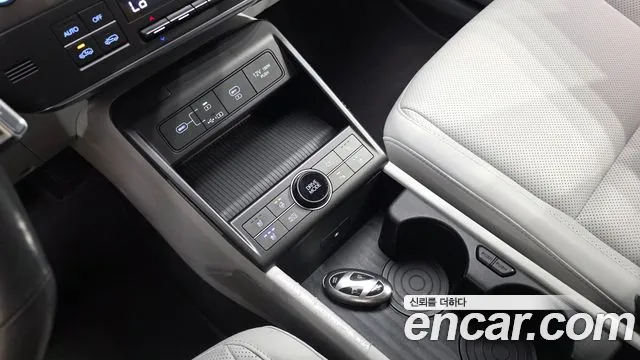 Hyundai Kona Kona (SX2) Бензин 1.6 турбо 2WD — Фото автомобиля 9
