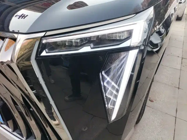 GAC Trumpchi M8 — Фото автомобиля 19
