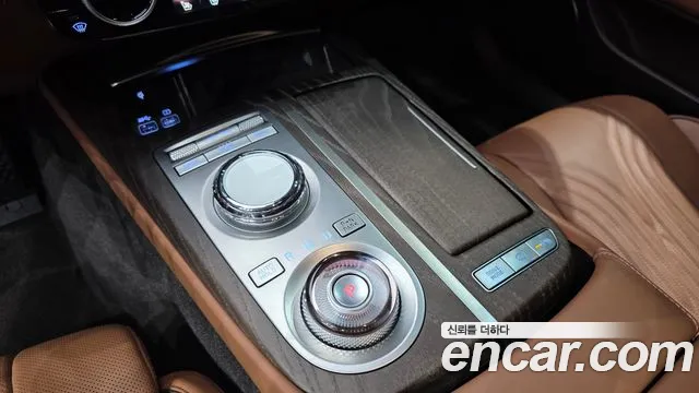 Genesis G80 Бензин 3.5 турбо AWD — Фото автомобиля 9