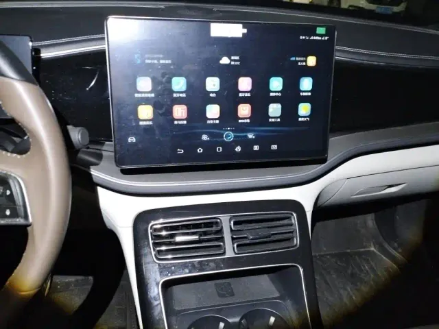 BYD Qin PLUS — Фото автомобиля 9