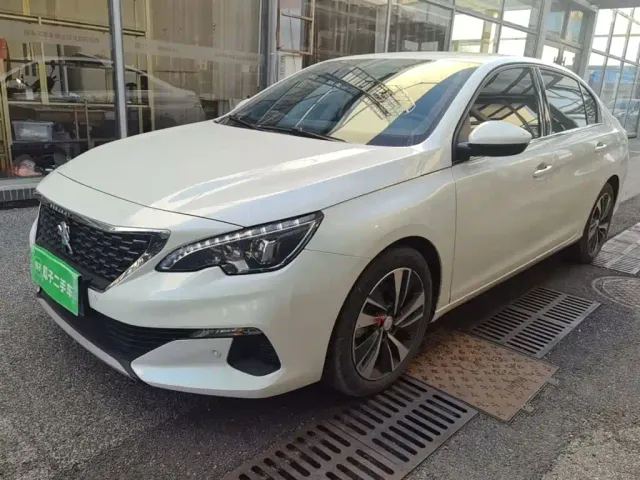 Фотография автомобиля — Peugeot 408