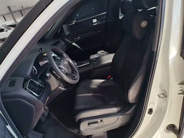 Honda UR-V — Фото автомобиля 14