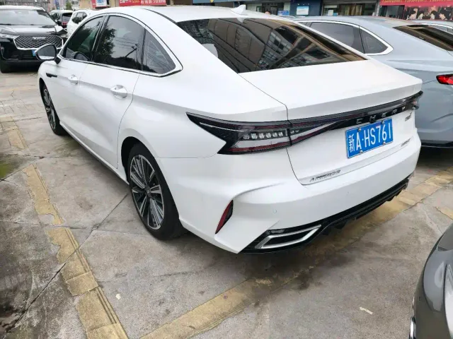 Chery Arrizo 8 — Фото автомобиля 14