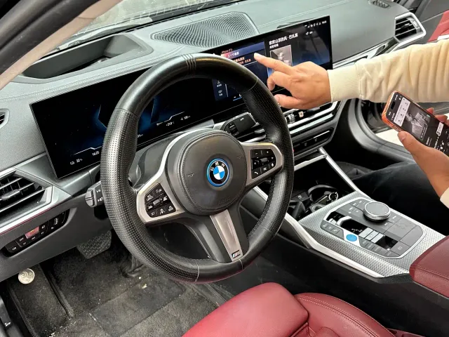 BMW i3 — Фото автомобиля 3