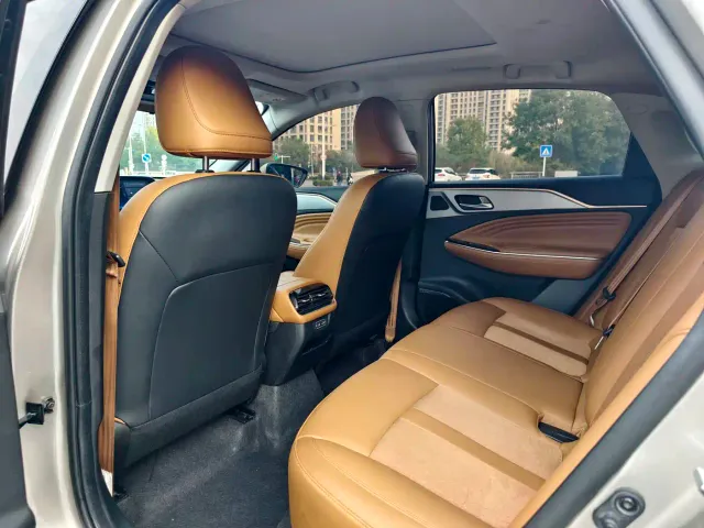 GAC Aion S — Фото автомобиля 10