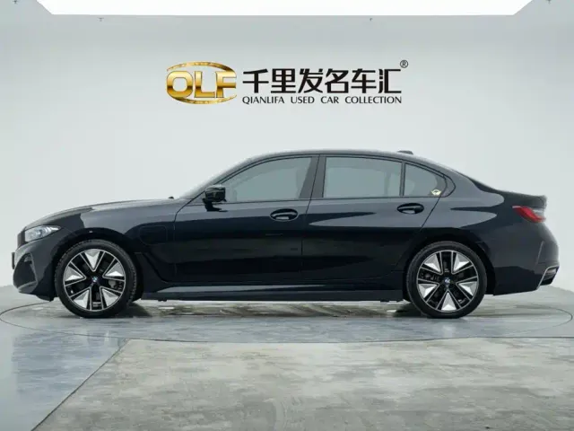 BMW i3 — Фото автомобиля 7