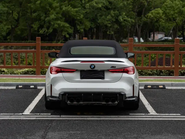 BMW M4 — Фото автомобиля 5