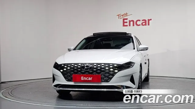 Hyundai Grandeur Новый Grandeur IG 3.0 LPi (Для проката) — Фото автомобиля 3