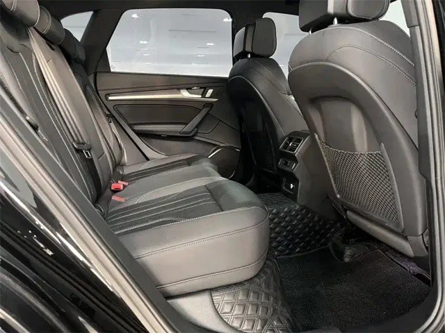 Audi Q5L — Фото автомобиля 7