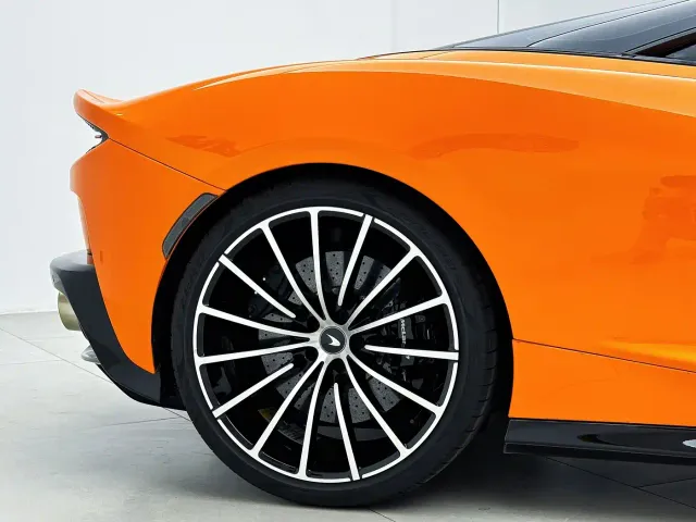 McLaren GT — Фото автомобиля 3