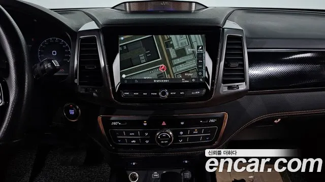 KG_Mobility_Ssangyong Rexton Новый Rexton Sport Khan Дизель 2.2 4WD — Фото автомобиля 14