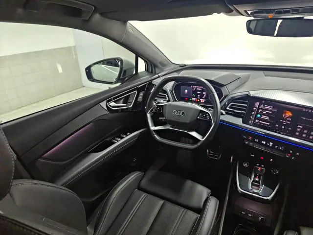 Audi Q4 e-tron — Фото автомобиля 7