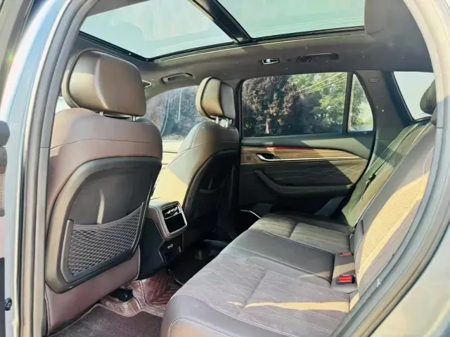 Geely Xingyue L — Фото автомобиля 5