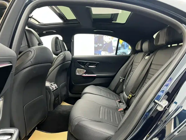 Mercedes-Benz C-Class — Фото автомобиля 9
