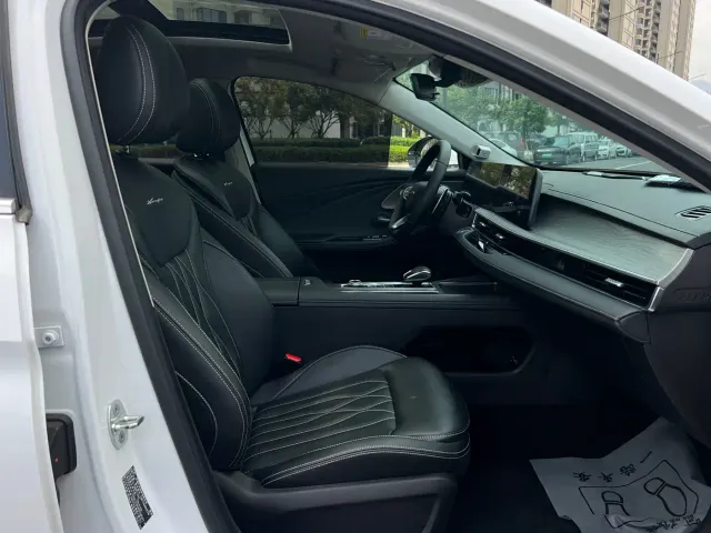Chery Arrizo 8 — Фото автомобиля 15
