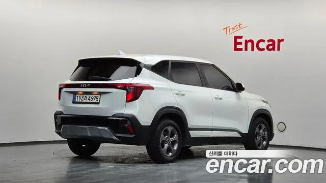 Kia Seltos Новый Seltos Бензин 1.6 турбо 2WD — Фото автомобиля 2