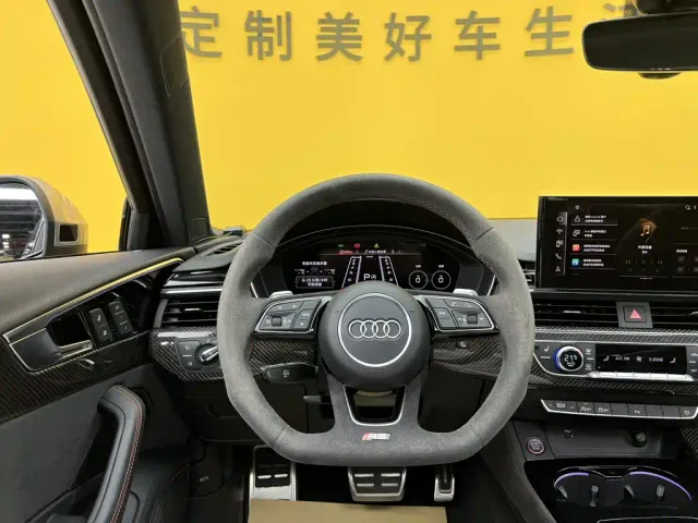 Audi RS 4 — Фото автомобиля 29