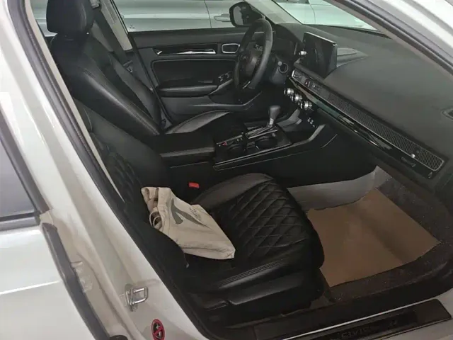 Honda Civic — Фото автомобиля 24
