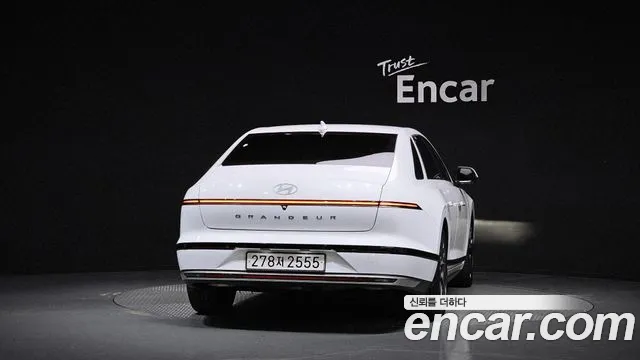 Hyundai Grandeur GN7 — Фото автомобиля 4