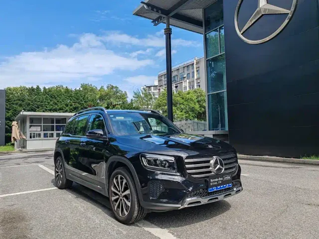 Mercedes-Benz GLB-Class — Фото автомобиля 3