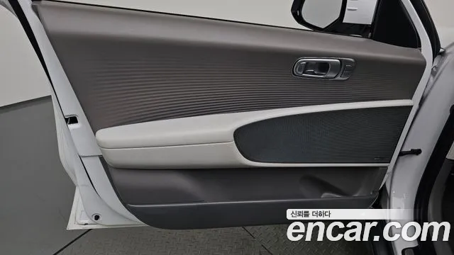 Hyundai Ioniq6 — Фото автомобиля 24