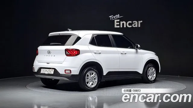 Hyundai Venue Venue 1.6 Modern Plus — Фото автомобиля 2