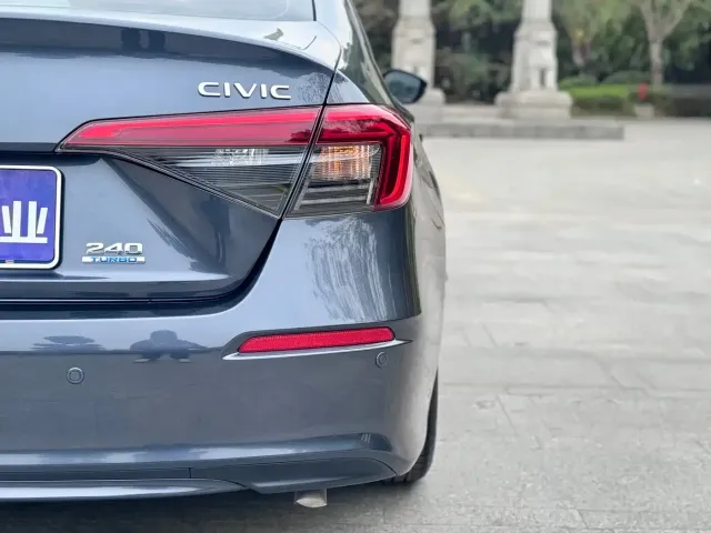 Honda Civic — Фото автомобиля 9