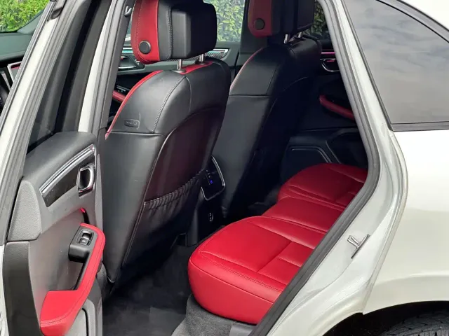 Porsche Macan — Фото автомобиля 6