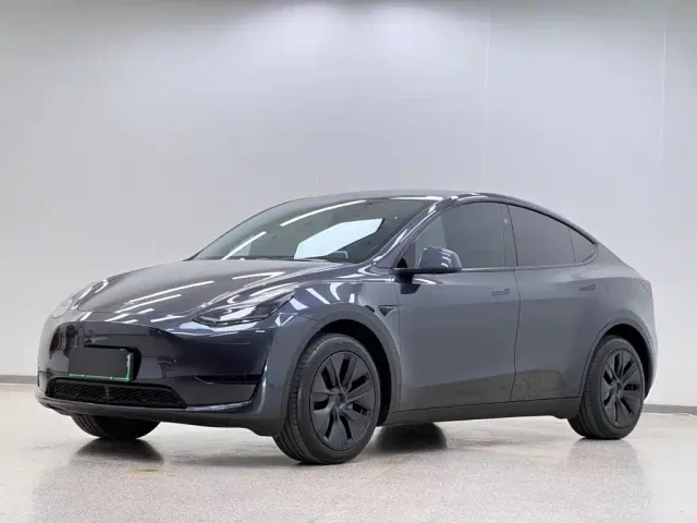 Фотография автомобиля — Tesla Model Y