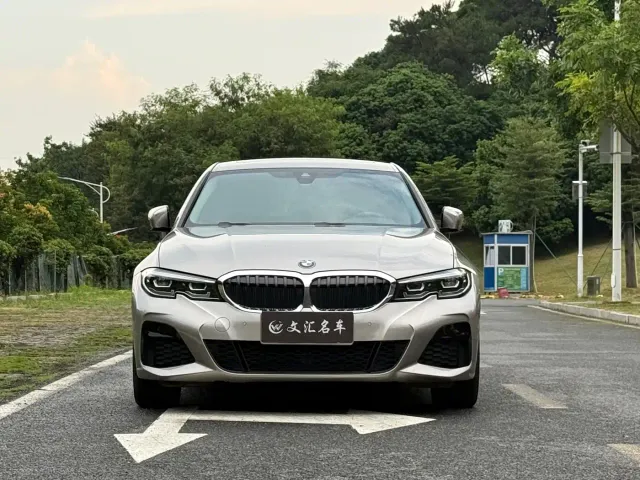 BMW 3 Series — Фото автомобиля 3