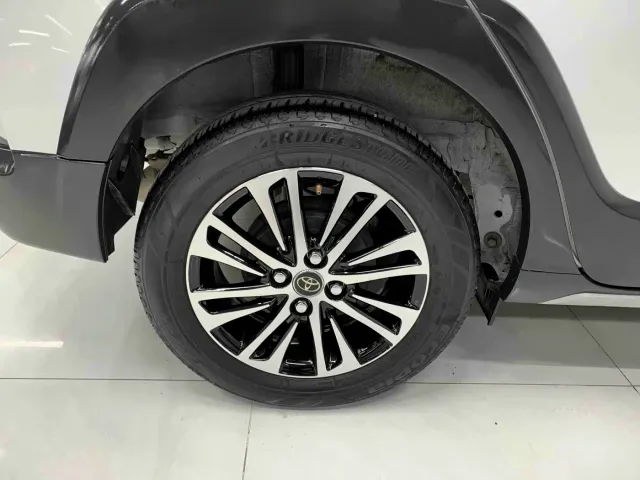 Toyota YARiS L Zhi Xuan — Фото автомобиля 12