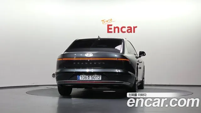 Hyundai Grandeur GN7 — Фото автомобиля 4