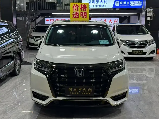 Honda Elysion — Фото автомобиля 4