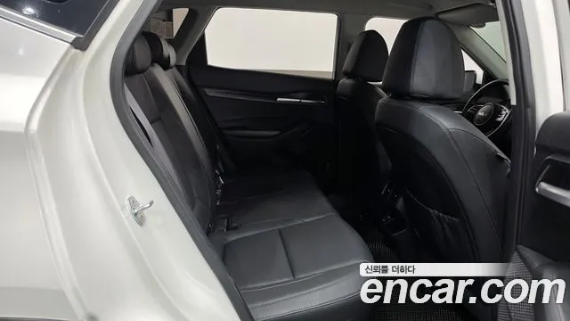 Kia Seltos — Фото автомобиля 11