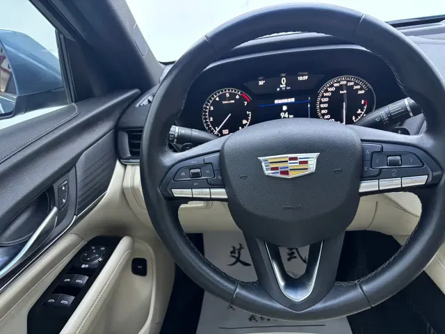 Cadillac CT4 — Фото автомобиля 7