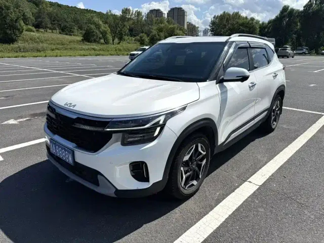 Фотография автомобиля — Kia Seltos