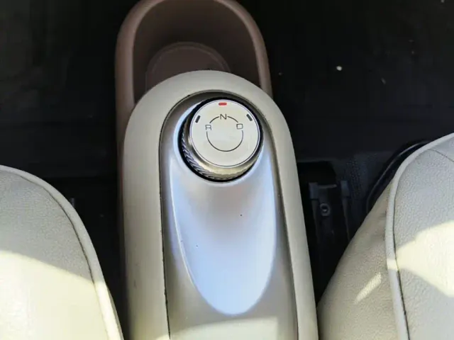 Wuling Hongguang Mini EV — Фото автомобиля 13