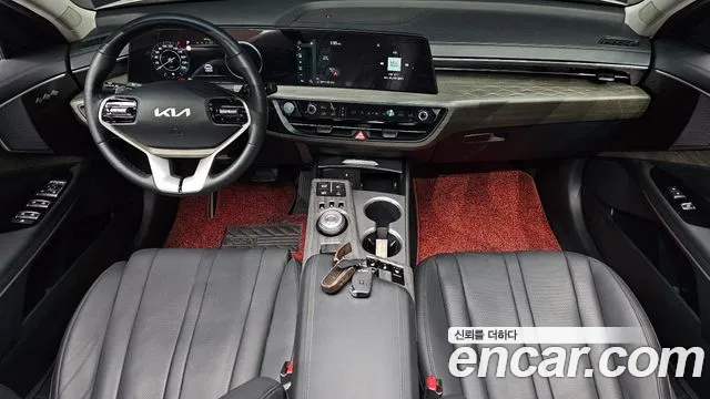 Kia K8 — Фото автомобиля 7