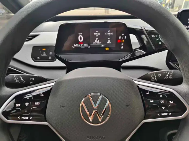 Volkswagen ID.3 — Фото автомобиля 14