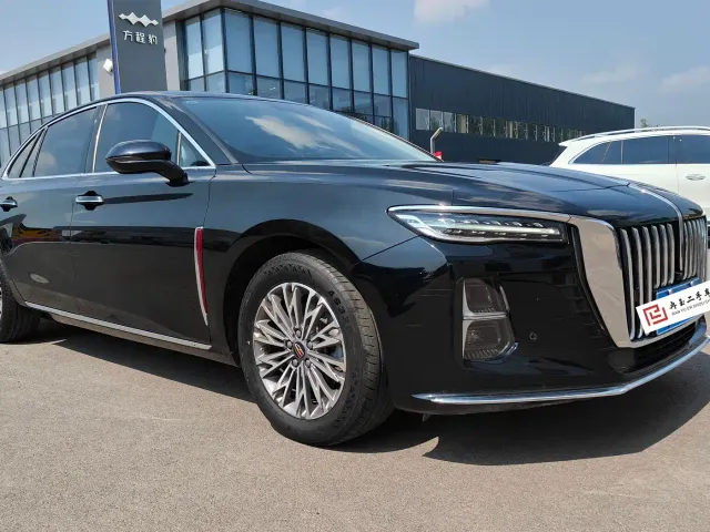 Hongqi H5 — Фото автомобиля 3