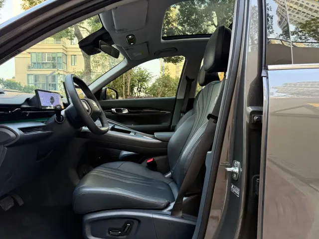Geely Galaxy E5 — Фото автомобиля 4