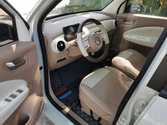 Wuling Hongguang Mini EV — Фото автомобиля 15